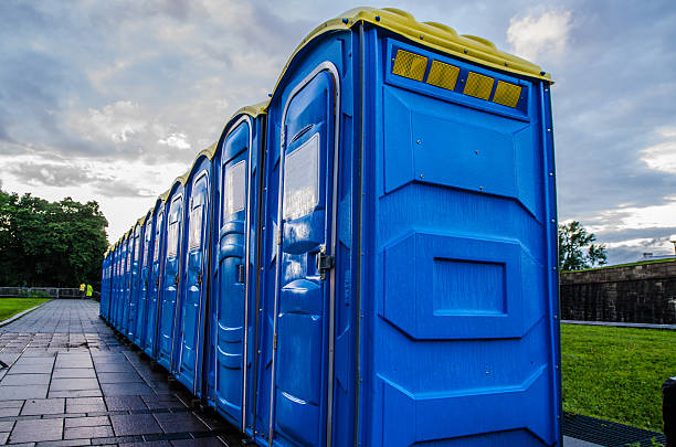 Best Best portable toilet rental  in East Moline, IL